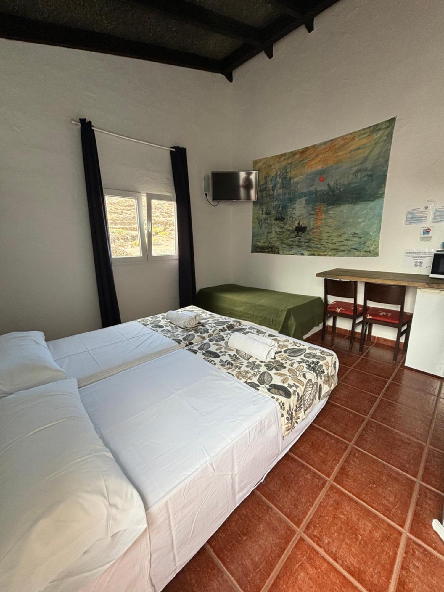 Apartamentos Y Habitaciones Villa Marina La Caleta  Ngoại thất bức ảnh