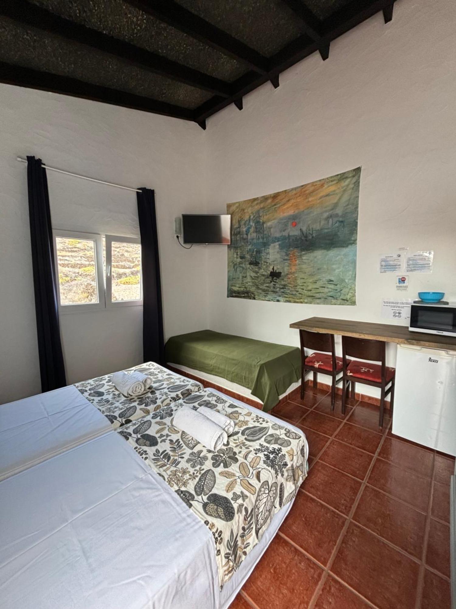 Apartamentos Y Habitaciones Villa Marina La Caleta  Ngoại thất bức ảnh
