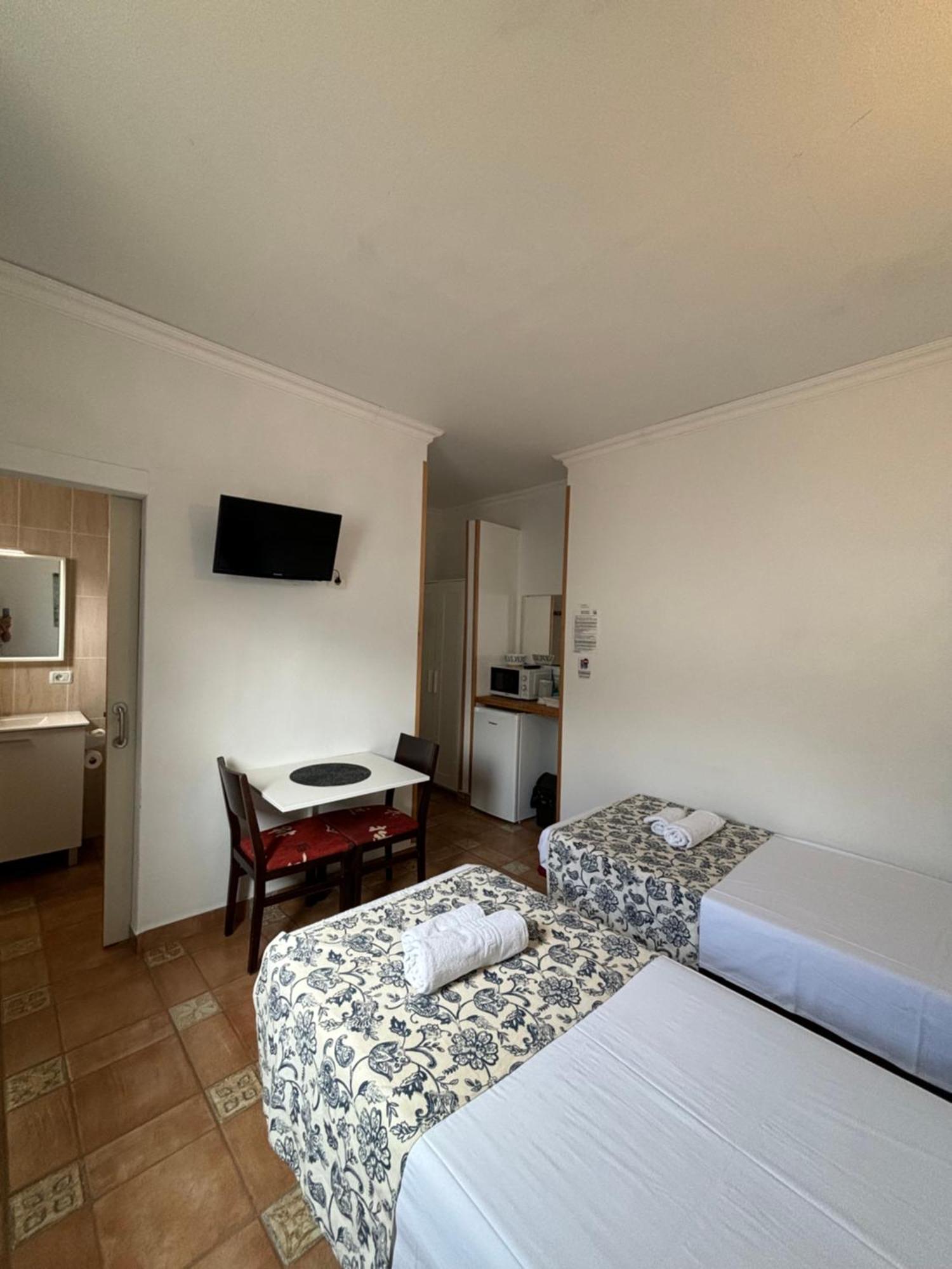 Apartamentos Y Habitaciones Villa Marina La Caleta  Ngoại thất bức ảnh